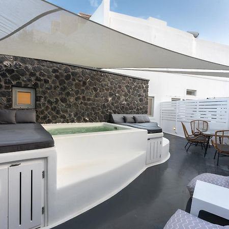 Sun Naam Home Santorini With Heated Jacuzzi Karterados  Exterior photo