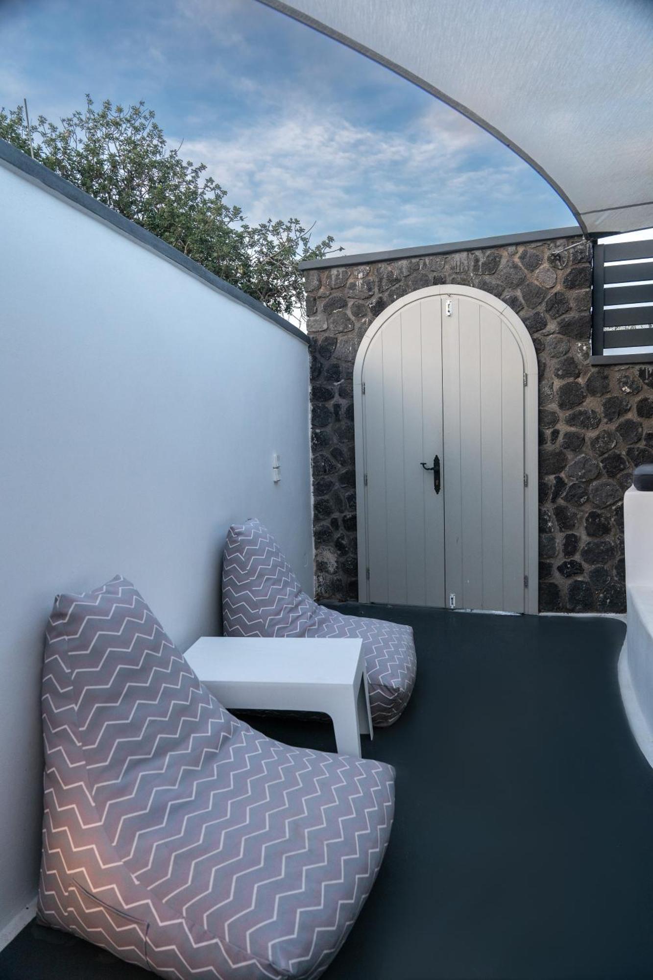 Sun Naam Home Santorini With Heated Jacuzzi Karterados  Exterior photo